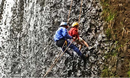 This is the image description escalada-paulistana-rapel